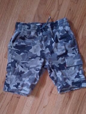 Levi's Kids Camouflage Cargo Shorts - Gray Camo